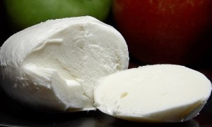 mozarella-3521_960_720